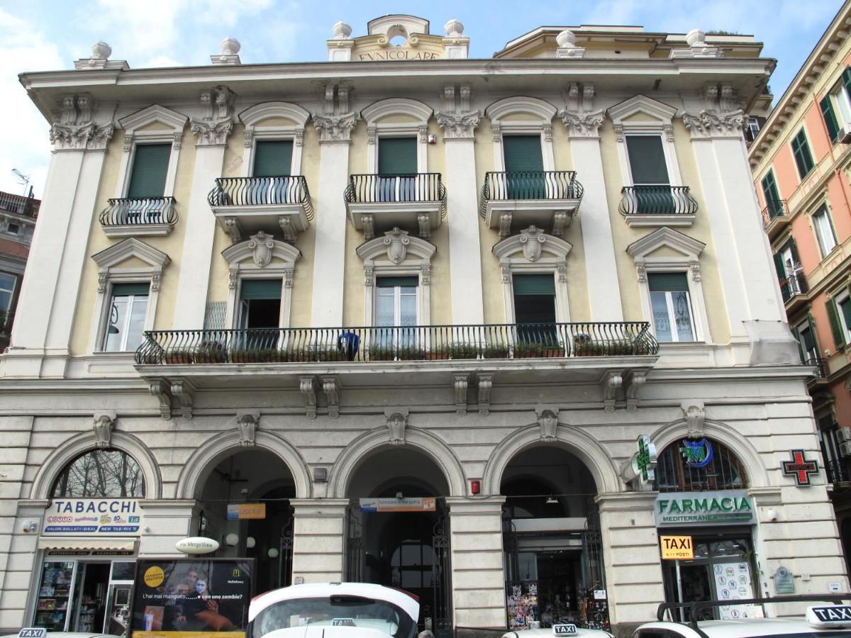 Monocamera Con Terrazzogiardino -Studette -Zona Panoramica Posillipo Neapel Exterior foto